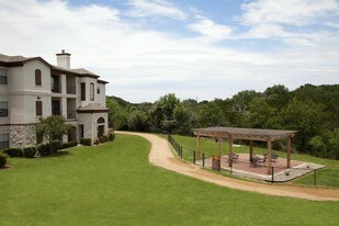 Cliffs at Barton Creek Apartments