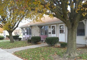 808 Pro Dr in Celina, OH - Building Photo