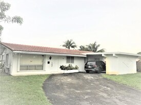 1807 N 40th Ave in Hollywood, FL - Building Photo