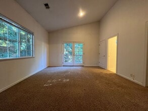 1146 Vista Dr in Eureka, CA - Building Photo - Building Photo