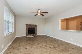 701 Bayswater Cir in Nashville, TN - Building Photo - Building Photo