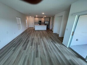 362 Thompson Vlg Ave in Apopka, FL - Building Photo - Building Photo