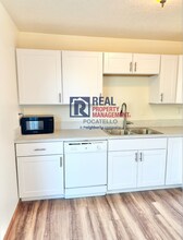 94 Plateau Dr in Pocatello, ID - Building Photo - Building Photo