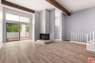 1559 Palisades Dr in Los Angeles, CA - Building Photo - Building Photo