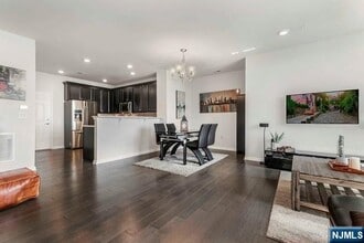 1 Kennedy Ln in Wood Ridge, NJ - Building Photo - Building Photo