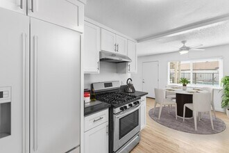 Monroe Garden in Garden Grove, CA - Building Photo - Building Photo