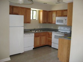 Timberwood Townhomes in Tallahassee, FL - Building Photo - Interior Photo