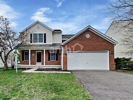 7332 Lavender Ln in Lewis Center, OH - Building Photo