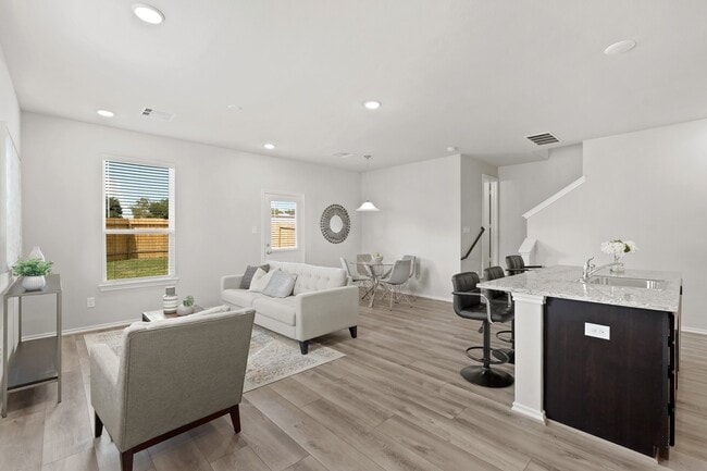 property at 1417 Acorn Mdw St