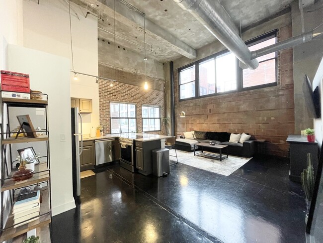 1535 Walnut St, Unit Campbell Loft Unit 204 in Kansas City, MO - Building Photo - Building Photo