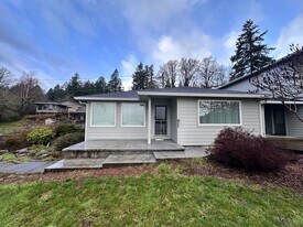 280 SW Attwell Rd in Stevenson, WA - Building Photo