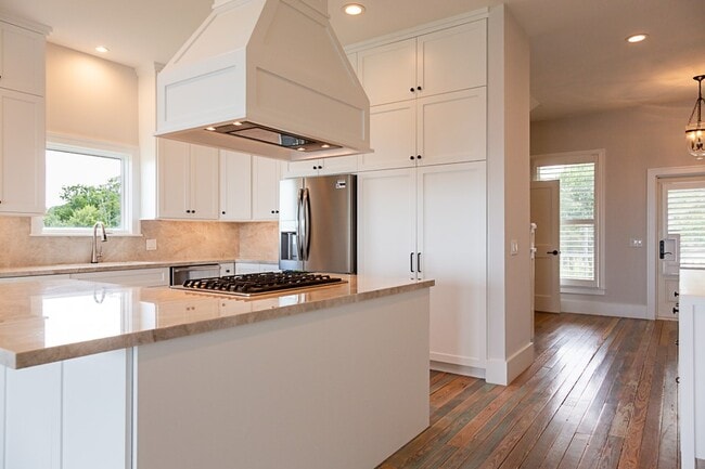 property at 2612 Todville Rd