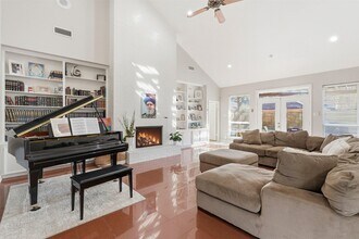 7927 Wolfield Ln in Houston, TX - Building Photo - Building Photo