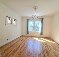 7744 Gissler Ave in Richmond Heights, MO - Building Photo - Building Photo