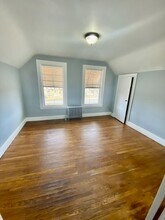 74 Carlisle St in Lowell, MA - Building Photo - Building Photo