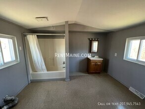 7 Possum Ln in Carmel, ME - Building Photo - Building Photo
