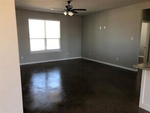 1028 CR 327 in Glen Rose, TX - Building Photo - Building Photo