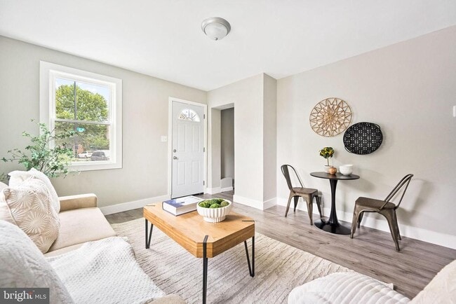 property at 1658 F St NE