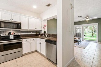 5032 Palmbrooke Cir in West Palm Beach, FL - Building Photo - Building Photo