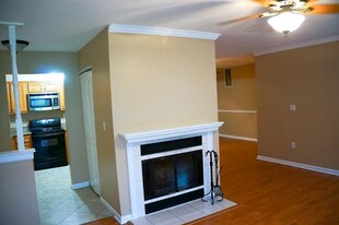 1406 Wellington Pl, Unit 1406 in Matawan, NJ - Building Photo