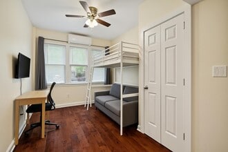 4633 Walnut St, Unit B in Philadelphia, PA - Building Photo - Building Photo