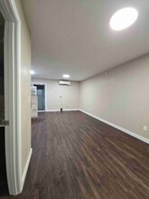 2040 Indian Point Rd in Branson, MO - Building Photo - Building Photo