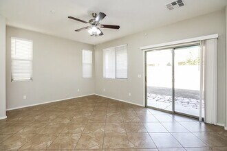 9316 W Cordes Rd in Tolleson, AZ - Building Photo - Building Photo