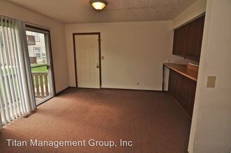 320 Brown St-Unit -Apt. #820 in West Lafayette, IN - Building Photo - Building Photo