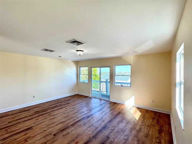 130 Catskill Ave in Yonkers, NY - Building Photo - Building Photo