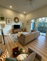 716 Seagate Dr in Tampa, FL - Building Photo