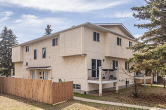 5009 13 Av NW in Edmonton, AB - Building Photo - Building Photo