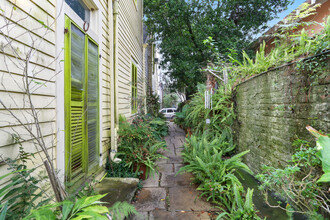 809 Saint Ferdinand St in New Orleans, LA - Building Photo - Building Photo