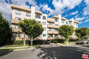 1872 Midvale Ave, Unit 201 in Los Angeles, CA - Building Photo