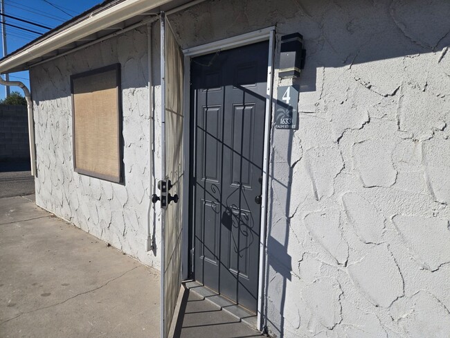 1633 Palm St in Henderson, NV - Building Photo - Building Photo