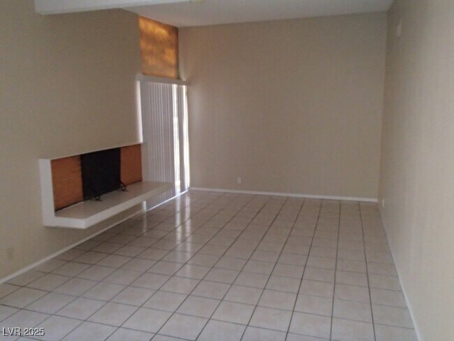 1880 Caballero Way in Las Vegas, NV - Building Photo - Building Photo