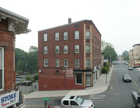 406-412 Arch St in New Britain, CT - Building Photo - Building Photo