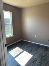 519 45th St-Unit -B in Lubbock, TX - Building Photo - Building Photo