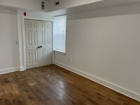 6332 Germantown Ave, Unit 3 FL in Philadelphia, PA - Building Photo - Building Photo