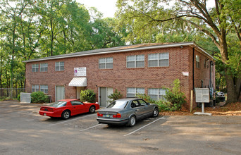 Meridian Oaks Apartments in Tallahassee, FL - Building Photo - Building Photo