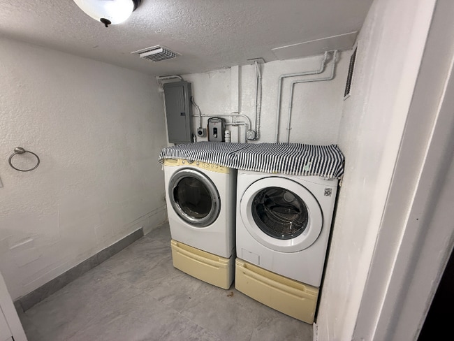 2964 NE 13th Ave in Pompano Beach, FL - Building Photo - Building Photo