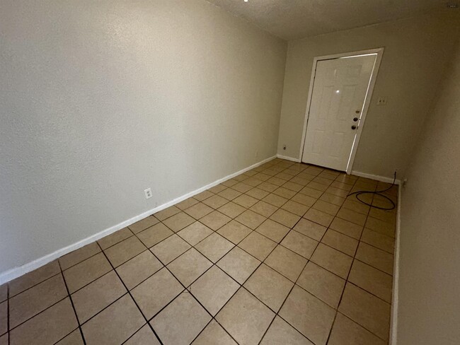 1616 Britain St in Wichita Falls, TX - Building Photo - Building Photo