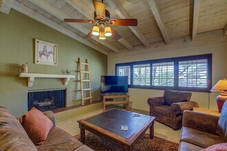 1103 Ocotillo Cir in Carefree, AZ - Building Photo - Building Photo