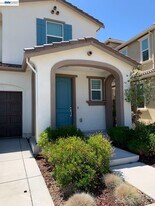 7149 Diamond Ave in Tracy, CA - Building Photo