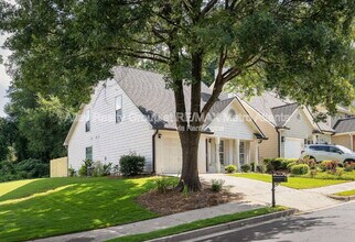 1334 Gates Dr SE in Atlanta, GA - Building Photo - Building Photo