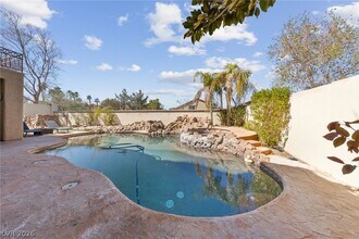 2066 Jupiter Hills Ln in Henderson, NV - Building Photo - Building Photo