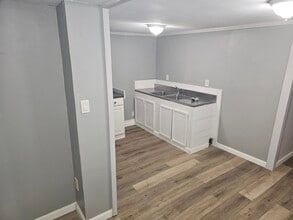 838 NH-12 in Westmoreland, NH - Building Photo - Building Photo