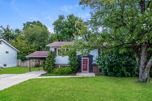 5003 Stewart Ct in College Park, MD - Building Photo