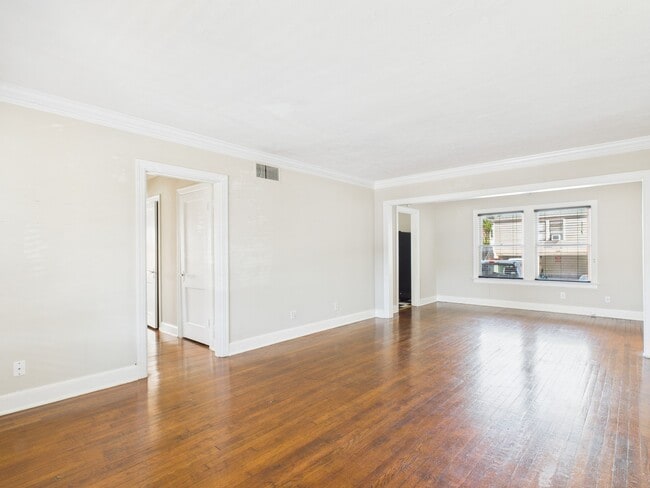 property at 1920 Richmond Ave.