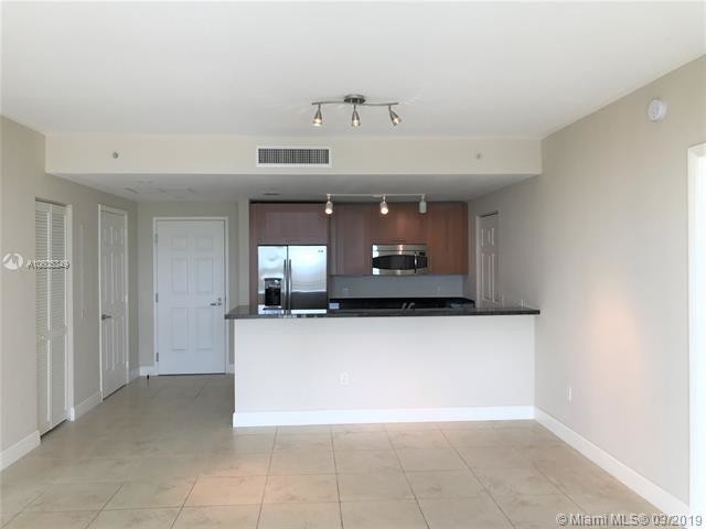 1300 Ponce De Leon Blvd-Unit -806 in Coral Gables, FL - Building Photo - Building Photo