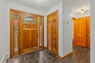 14 Clearview Terrace in Ridgefield, CT - Building Photo - Building Photo